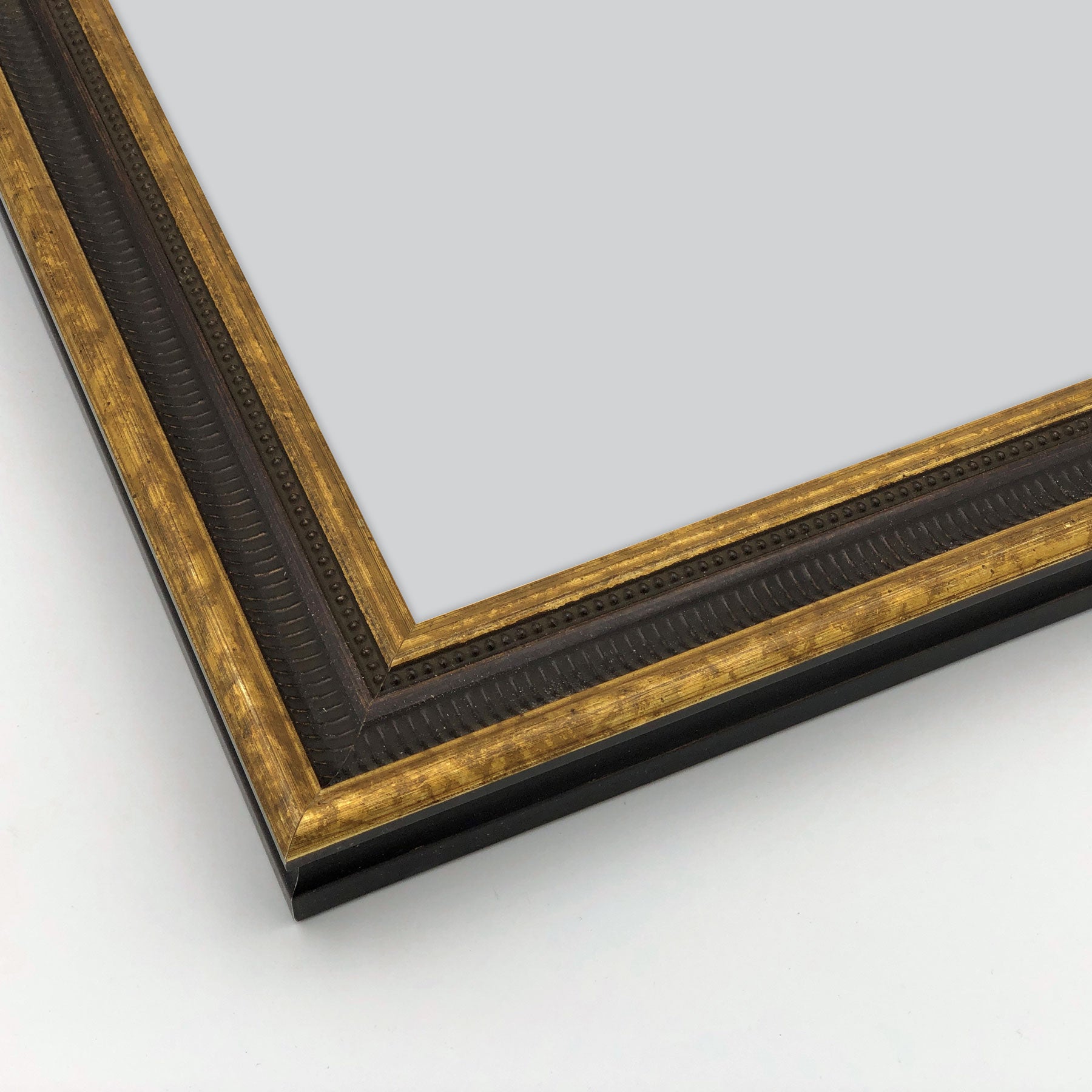 Cornice Classica su Misura - Modello Galleria Borghese Noce Foglia Oro